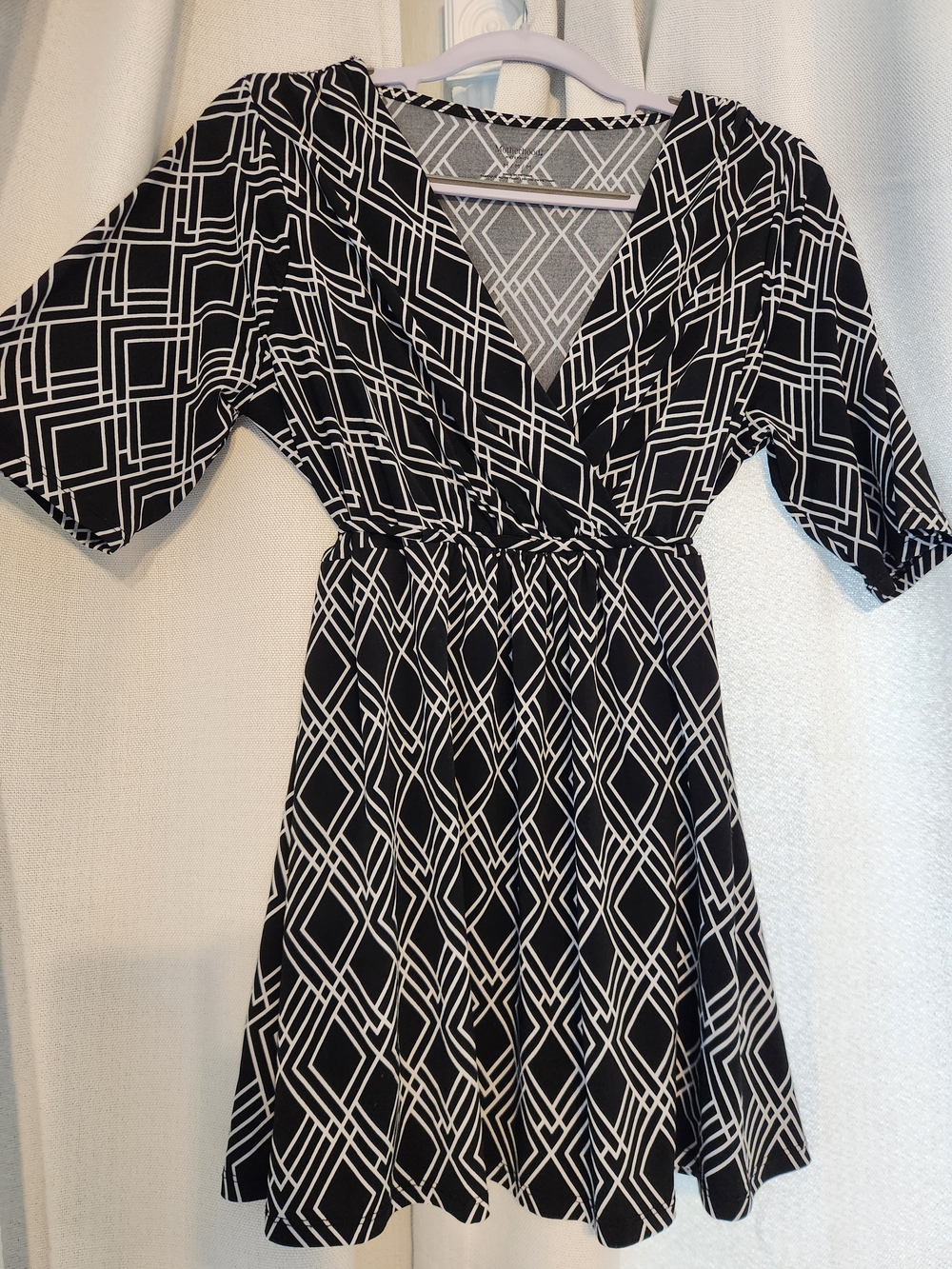 Motherhood Maternity Black And White Short Sleeve V Neck Tie Shirt Top, Medium